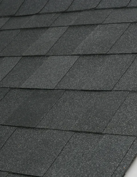 Atlas Pinnacle Pristine roofing shingle in Black Shadow