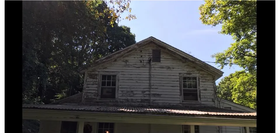 Before — Vinyl Siding project in Southbury, CT by Martin's Aluminum