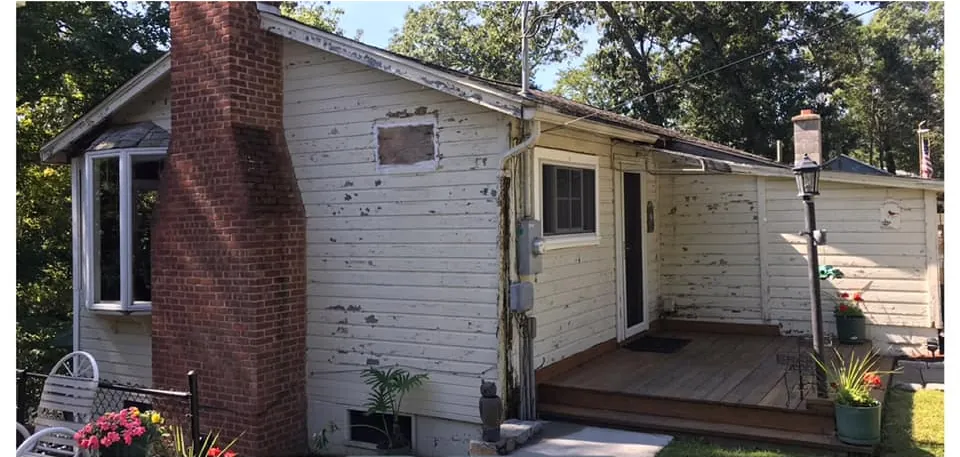 Before — Vinyl Siding project in Woodbury, CT by Martin's Aluminum