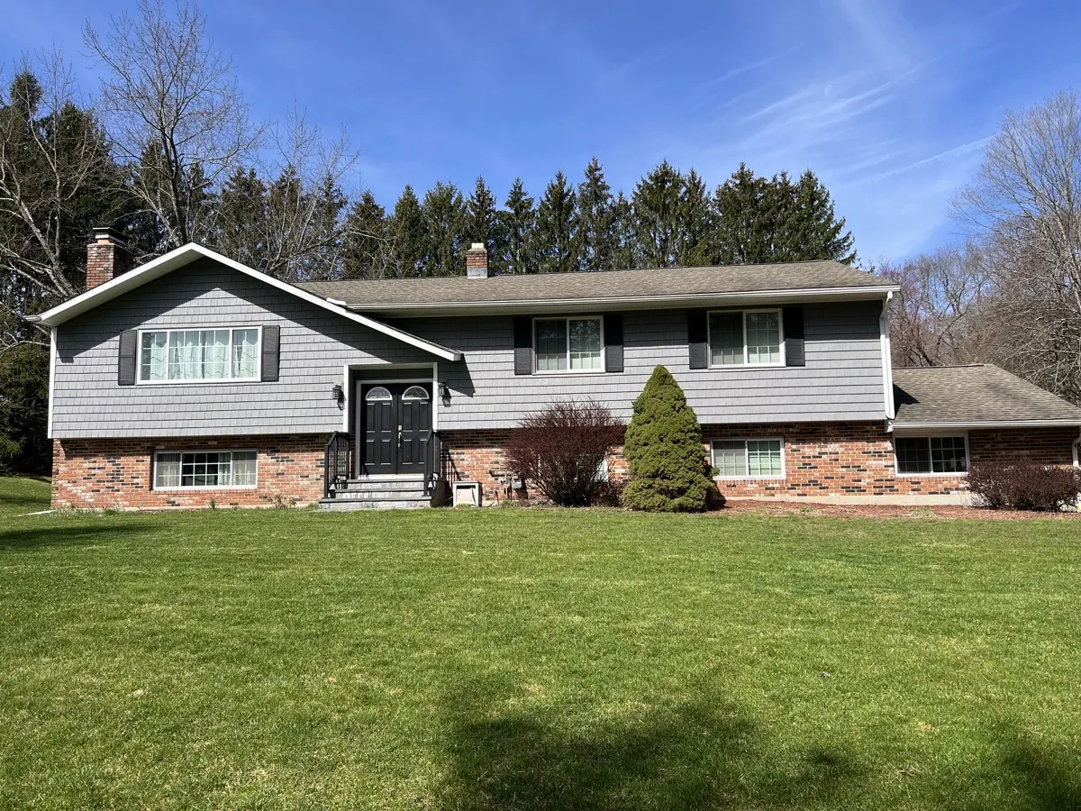 Roof Replacement project in Southbury, CT by Martin's Aluminum
