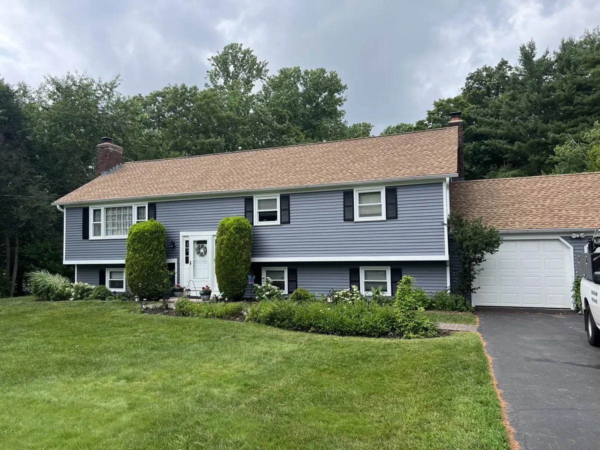 Vinyl Siding project in Southbury, CT by Martin's Aluminum