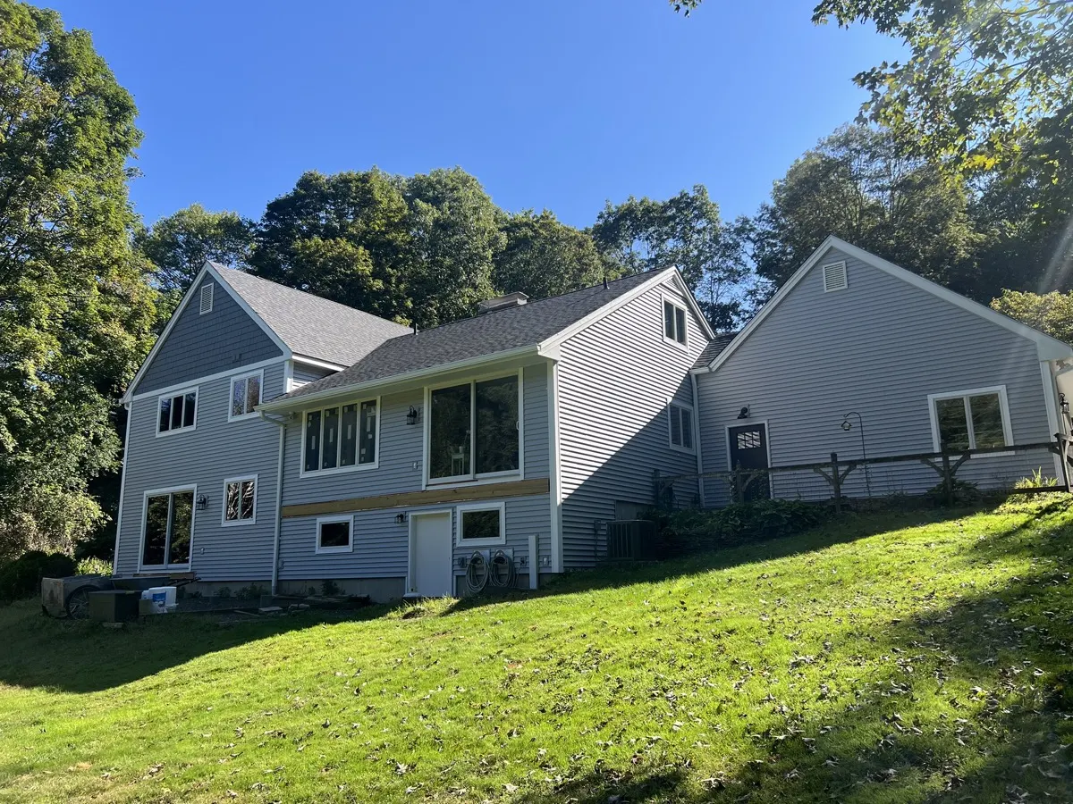 Vinyl Siding project in Southbury, CT by Martin's Aluminum